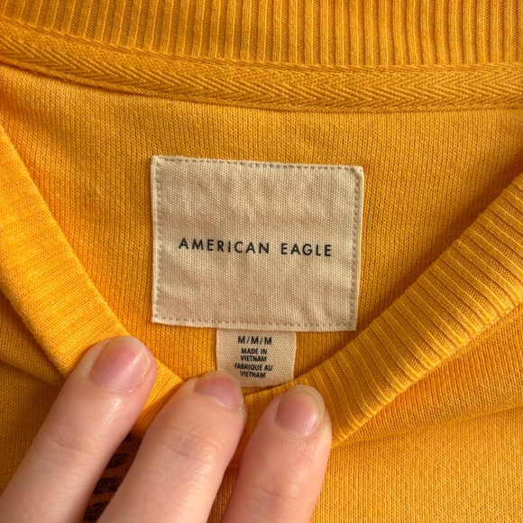 American Eagle Long Sleeve Yellow Skeleton Butterfly - Picture 5 of 6